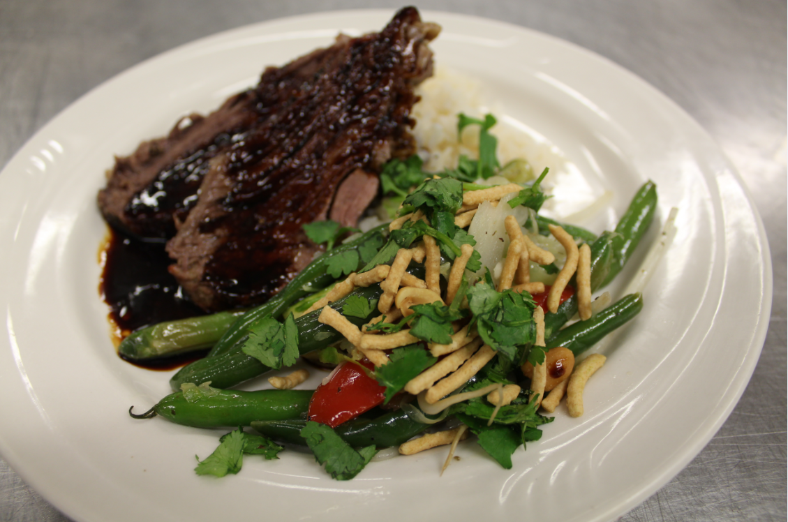 Senior Meal (Salad and Meat)